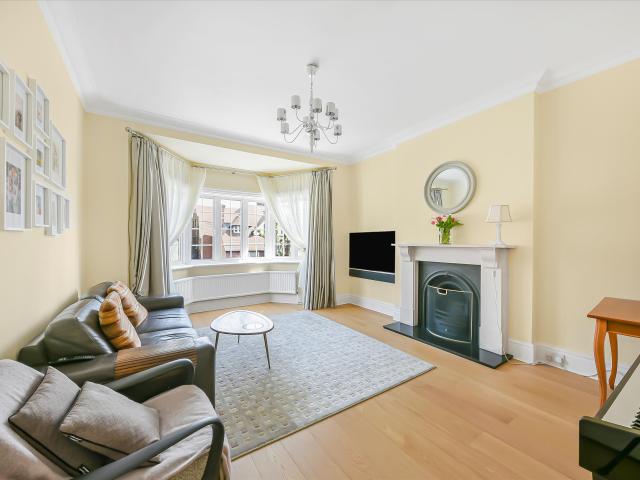apartment for rent at apartment Crediton Hill, London, NW6