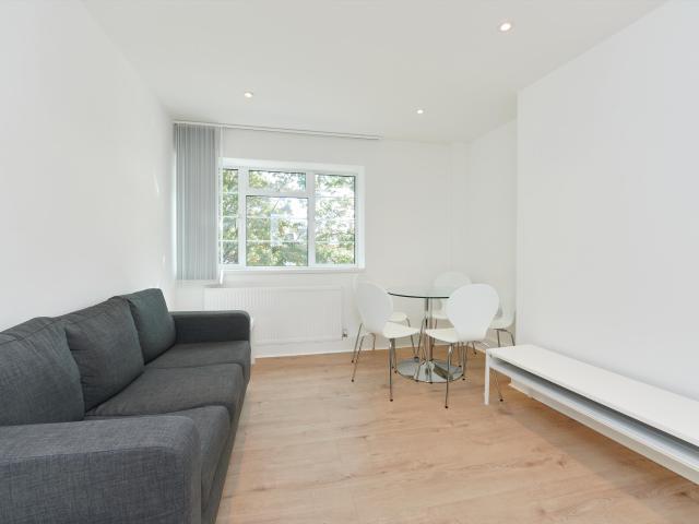 apartment for rent at apartment Devon House, Upper Street, London, N1