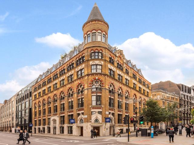apartment for rent at apartment Farringdon Road, London EC1M