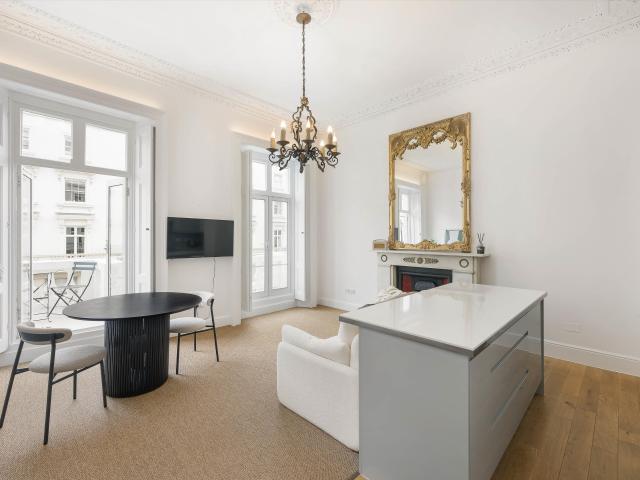 apartment for rent at apartment Gloucester Street, London SW1V