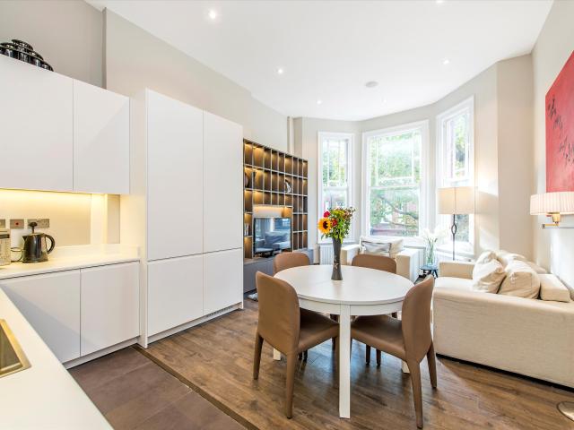 apartment for rent at apartment Philbeach Gardens, London, SW5