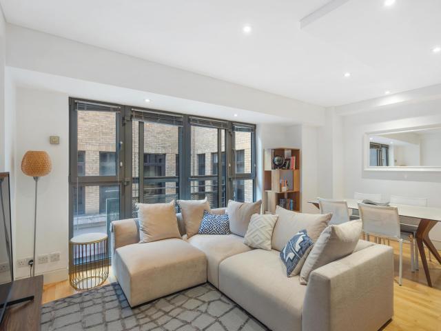 apartment for rent at apartment Rose & Crown Yard, St James's, London SW1Y