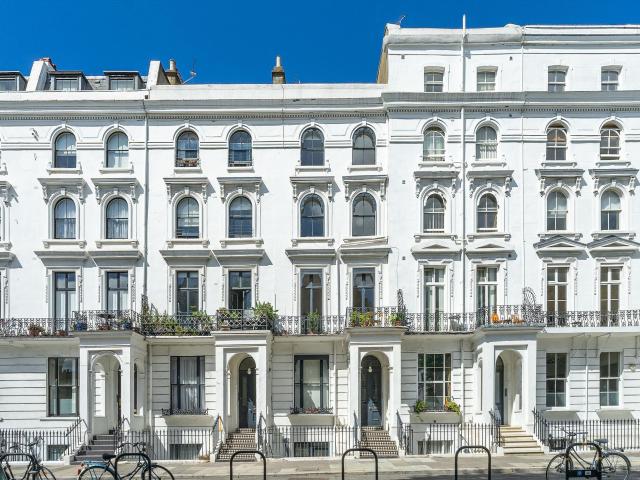 apartment for rent at apartment Talbot Road, London, W2