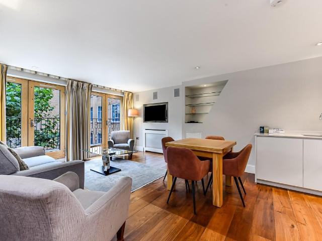 apartment for rent at apartment Tavistock Place, London WC1H