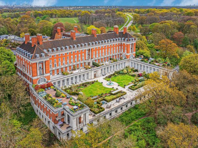 apartment for rent at apartment The Star and Garter, Richmond Hill, Richmond, London TW10