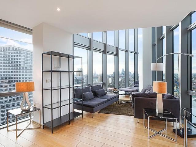 apartment for rent at apartment West India Quay, Hertsmere Road, London E14