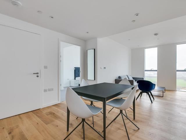 apartment for rent at apartment Wood Lane, White City, London, W12