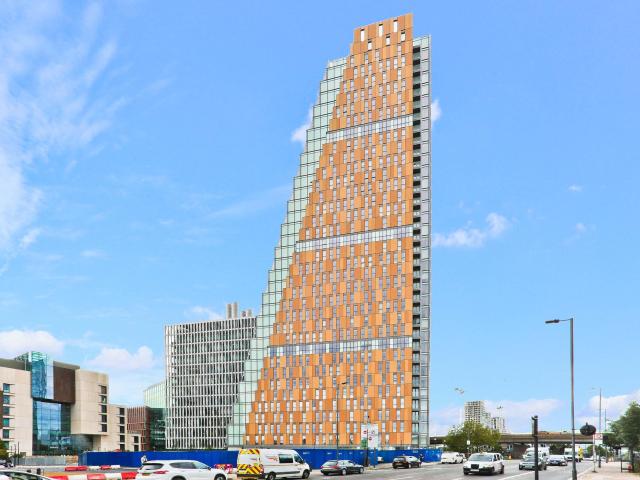 apartment for rent at apartment Wood Lane, White City, London, W12