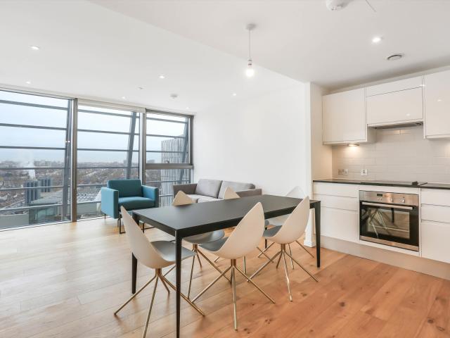 apartment for rent at apartment Wood Lane, White City, London, W12