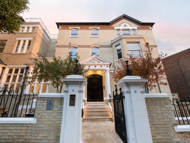 apartment for rent at Arkwright Road, Hampstead, London NW3, England