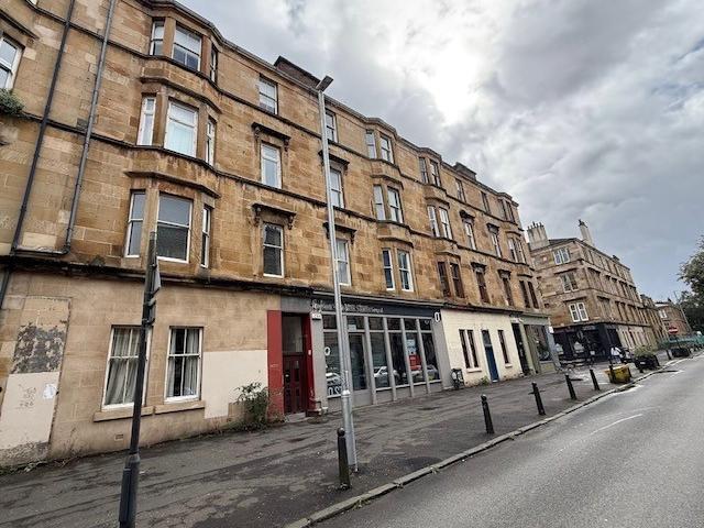apartment for rent at Bank Street, Glasgow, G12 8NE, England