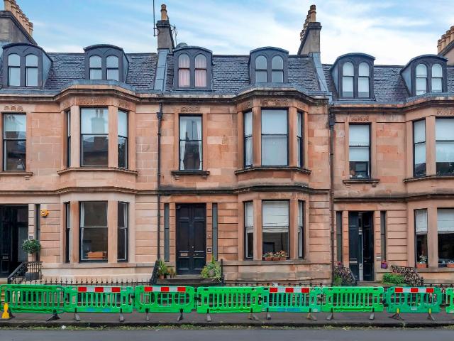apartment for rent at Belmont Street, Hillhead, Glasgow, G12 8EY, England