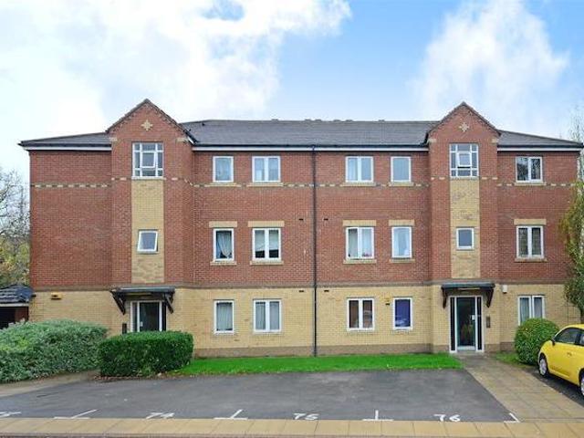 apartment for rent at Broomspring Close, Sheffield, S3 7XA, UK
