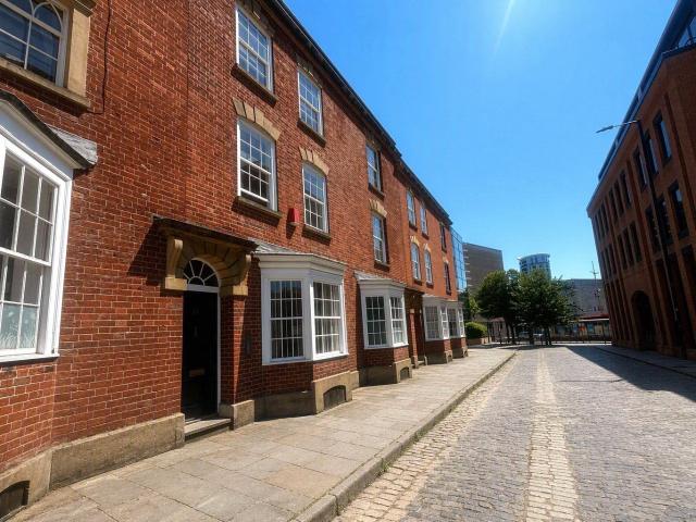 apartment for rent at Gloucester Street, St. Pauls, Bristol, Somerset, BS2, UK