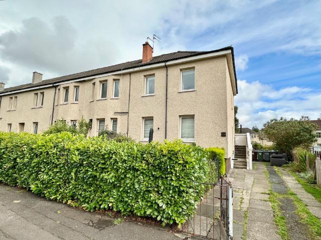 apartment for rent at Fitzallan Drive, Paisley, Renfrewshire, PA3 4UE, England