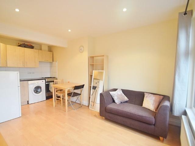 apartment for rent at Finchley Road, London