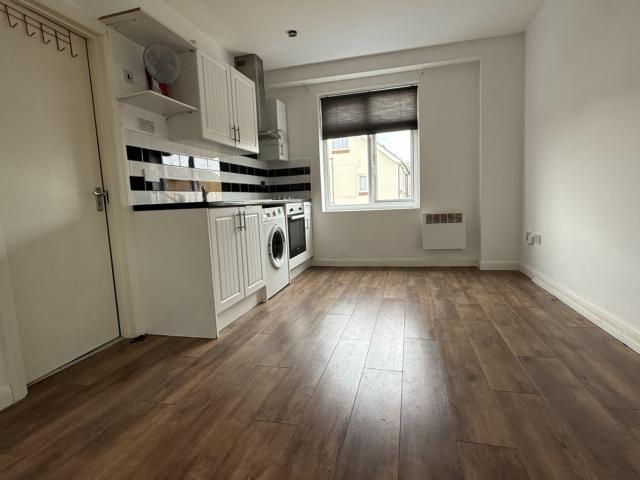 apartment for rent at King Edward Road, Waltham Cross, EN8, United Kingdom