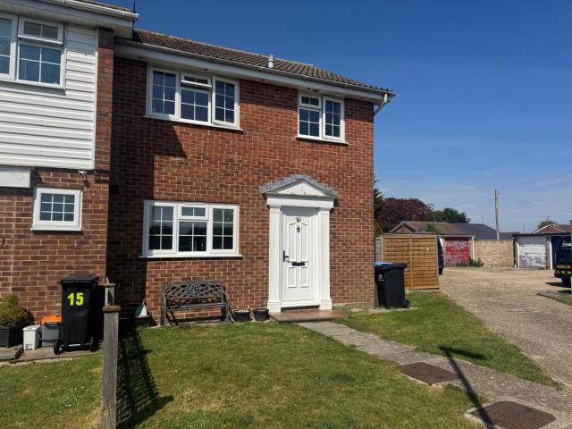 apartment for rent at Haywards Close, Felpham