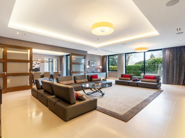 house for rent at Oracle Apartments, 63 West Heath Road, Hampstead, London NW3, England