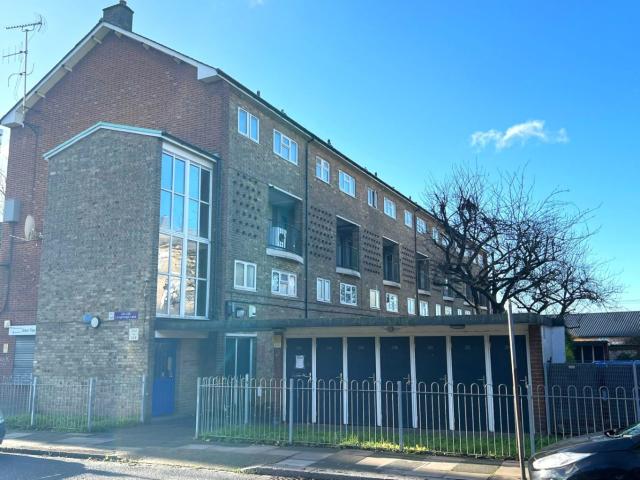 house for rent in Langhedge Lane, Langhedge Lane, London, N18 2TJ