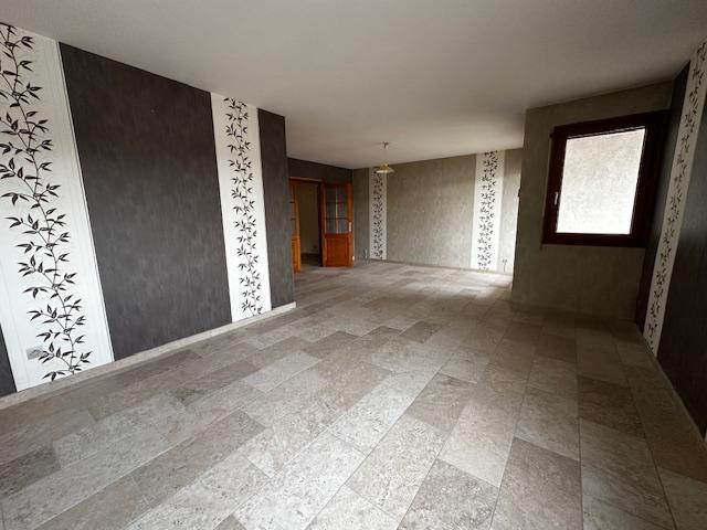 apartment for rent at LE PEAGE DE ROUSSILLON