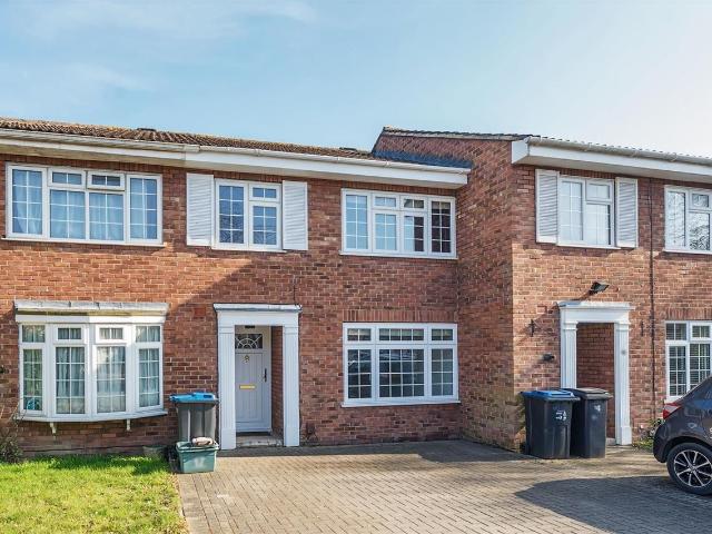 apartment for rent at Mayfair Close, Surbiton