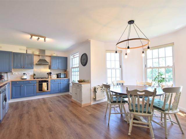 apartment for rent at Mayhill Way, Gloucester, GL1, UK