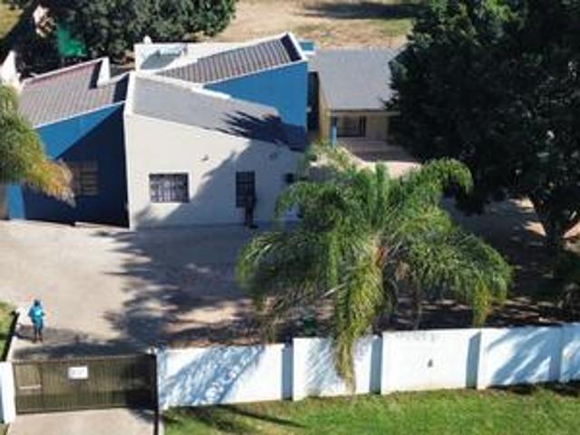 apartment for rent at makhado old town