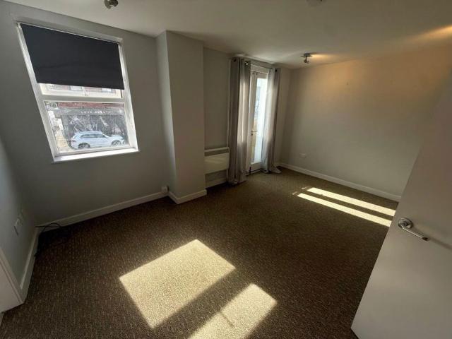 apartment for rent at Marsland Road, Sale, M33
