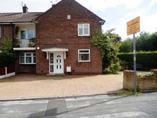 apartment for rent at North Park Road, Stockport, SK7