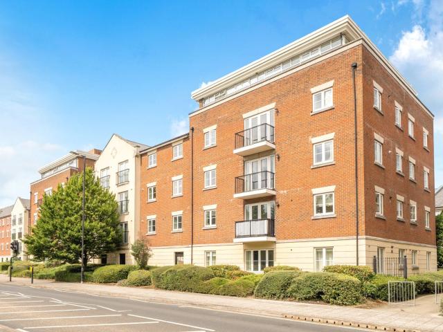apartment for rent at Sovereign House, 41 Brookbank Close, Cheltenham, Gloucestershire, GL50, UK