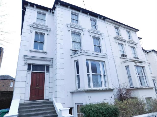 apartment for rent at St James Road, Surbiton