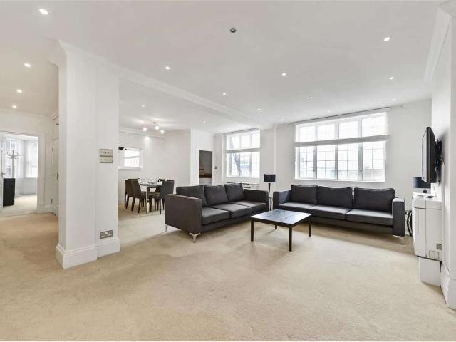 apartment for rent at STRATHMORE COURT, PARK ROAD, London, NW8, United Kingdom