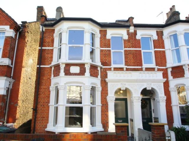 apartment for rent at Sydney Road, London