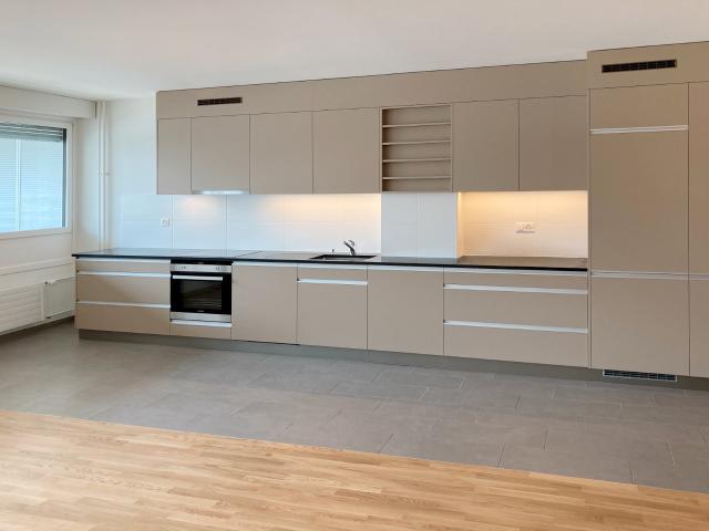 apartment For rent at Rue de Chêne Bougeries 31, 1224 Chêne Bougeries
