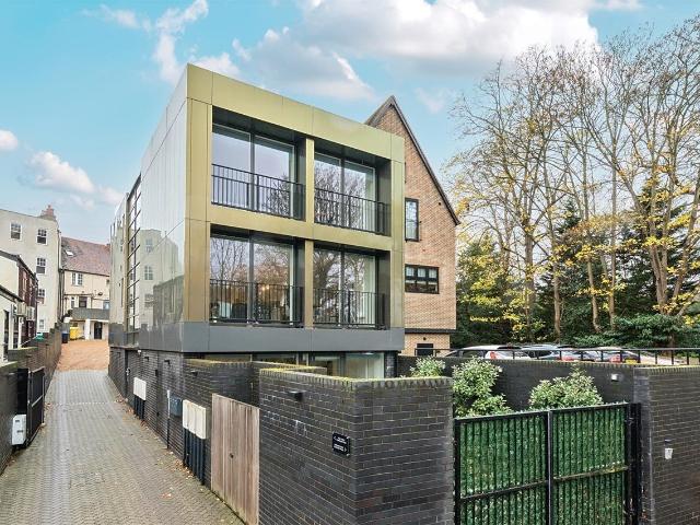 apartment for rent at Wolsey Road, Esher