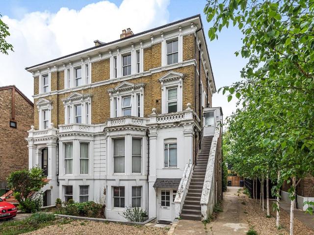 apartment for rent at The Avenue, Surbiton