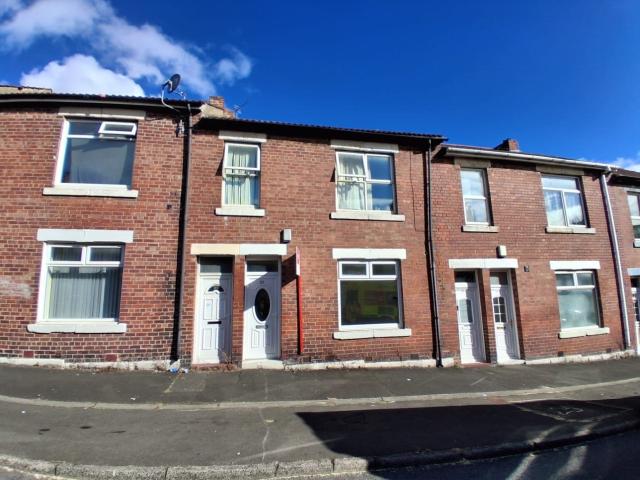 Apartment for rent Barrasford Street, East Howdon