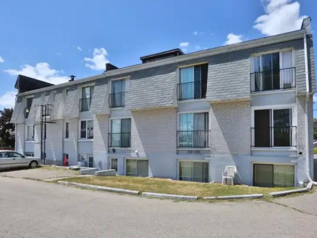 Apartment For Rent Guelph ON 1200 ES101584065