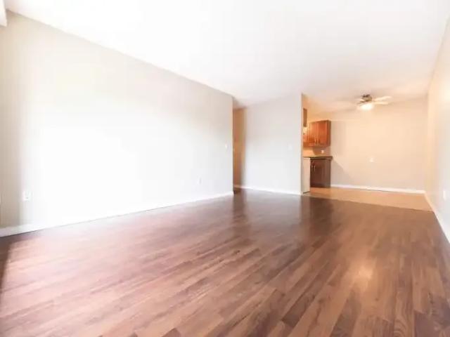 Apartment For Rent Edmonton AB 1095 ES103694858