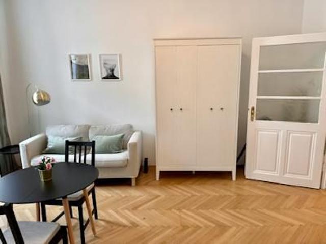 Apartment for rent for €999 in Vienna
