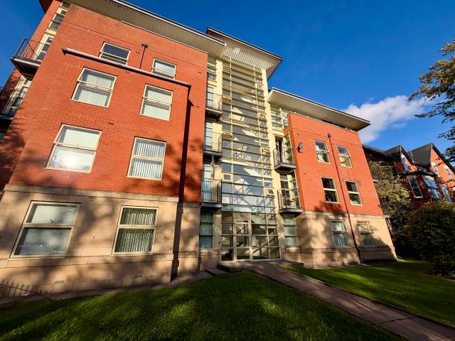Apartment for rent Fitzwilliam Court, Victoria Park M14