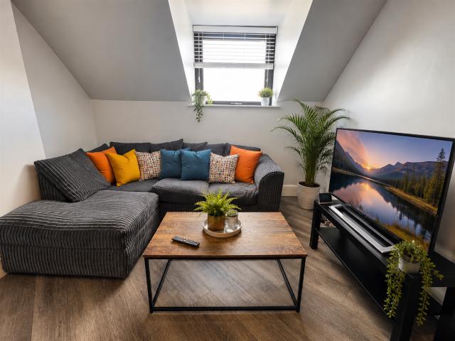 apartment for rent in 3 bed Radcliffe Road, West Bridgford, Nottingham