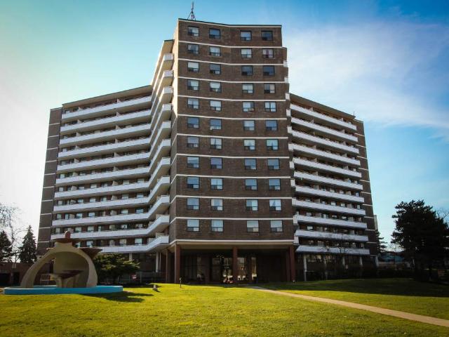 apartment for rent in 1276 Islington Ave,Toronto, M9A 3J9
