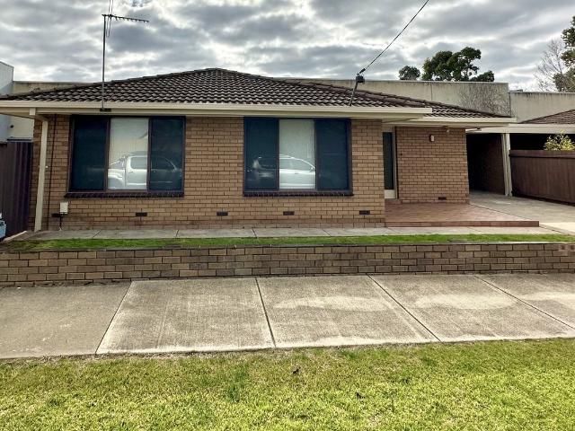 apartment for rent in 1/218 Corio Street, Shepparton