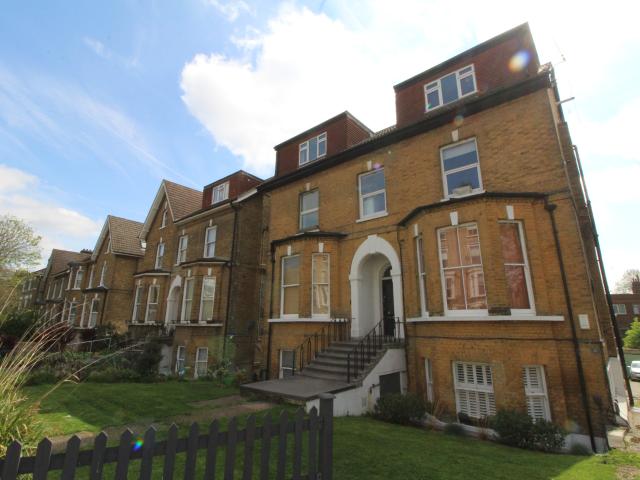 apartment for rent in 12 Thicket Road, Anerley, SE20