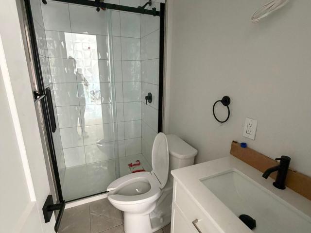 apartment for rent in 130 Osgoode St, Ottawa, ON K1N 6S2