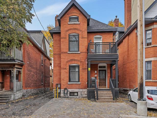 apartment for rent in 131 Mcleod Street