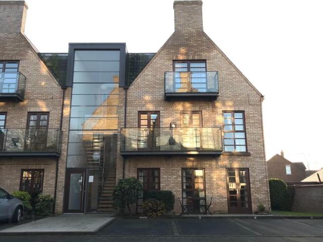 apartment for rent in 14 Altona Lodge, 69 Church Road, Holywood, BT18 9BX