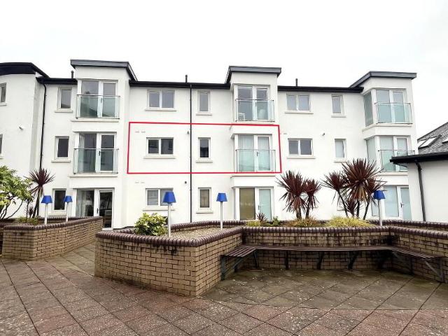 apartment for rent in 14 Peninsula Apartments, Portrush, BT56 8AB